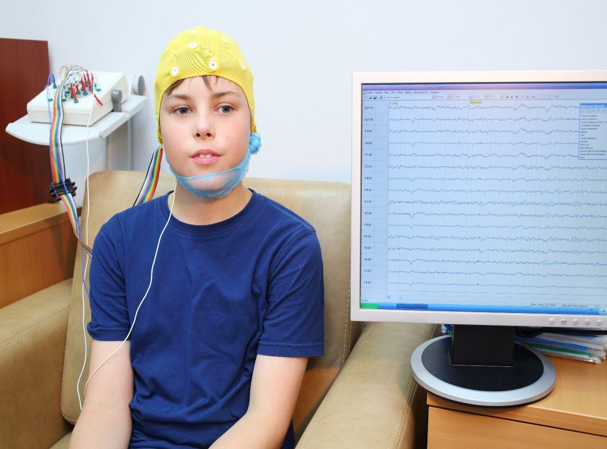 Enfant dans une séance de
	      neurofeedback